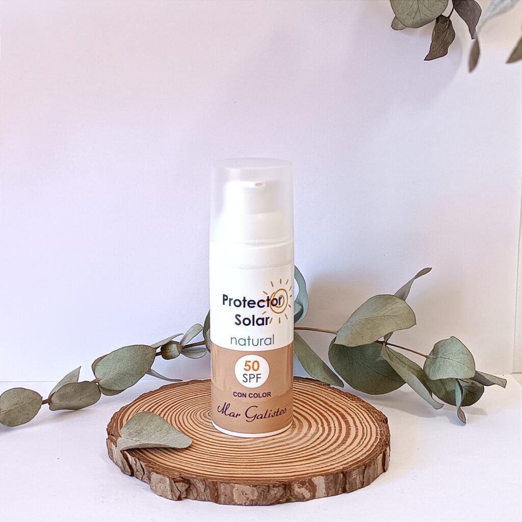 Protector solar mineral spf50 con color